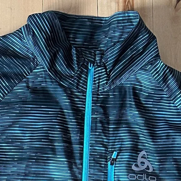 Men's Lightweight Running Jacket - Picture 3 of 8